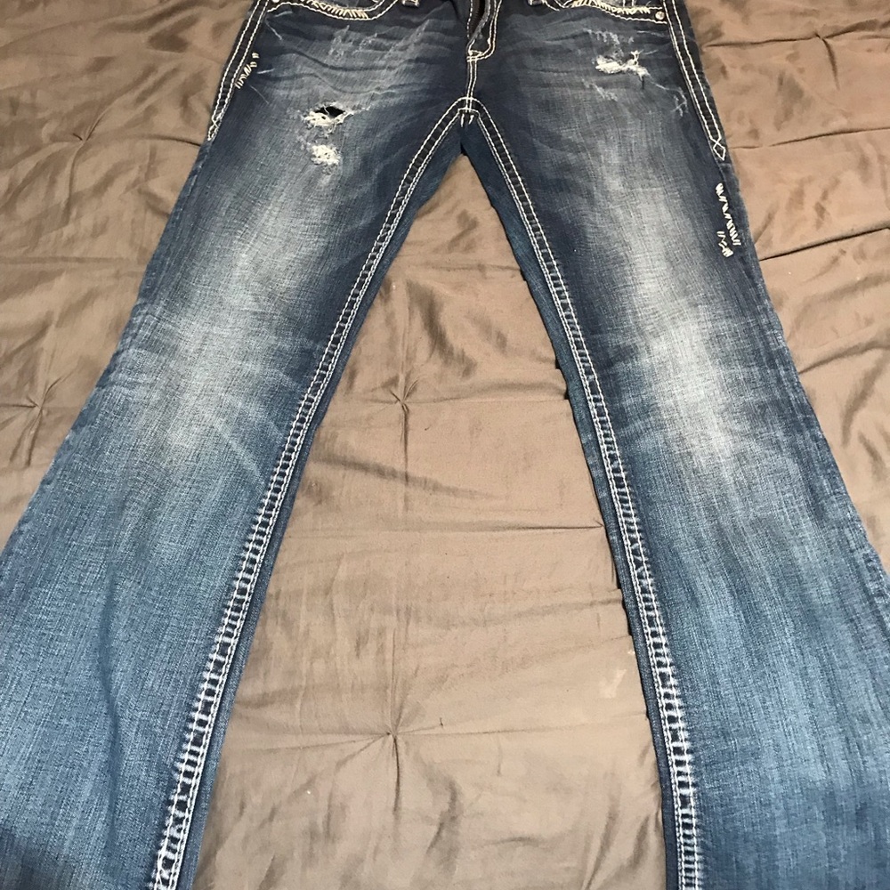 Looking To Trade Rock Revival May View 4